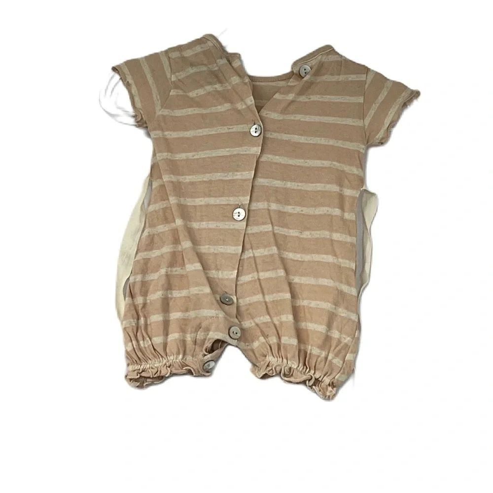 Minimu baby girl sz 3 m pink white stripped 1 piece shortsleeve romper dressy